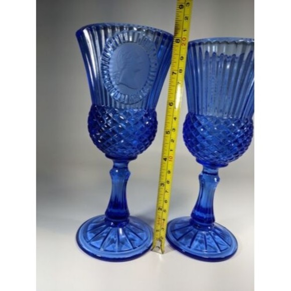 Set 2 Vintage FOSTORIA Avon George & Martha Washington Cobalt Blue Glass Goblets - Picture 6 of 10